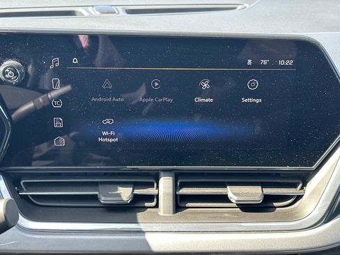 Certified 2024 Chevrolet Trax LT FWD image 28