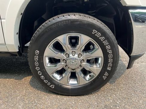 Used 2023 RAM 2500 Limited AWD/4WD image 9