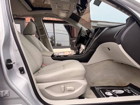 Used 2015 INFINITI Q50 Premium w/ Navigation Package AWD/4WD image 17