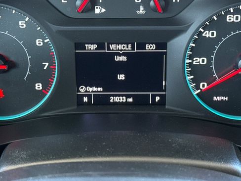Used 2025 Chevrolet Malibu RS FWD image 36