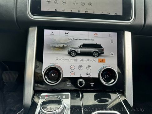 Used 2018 Land Rover Range Rover HSE AWD/4WD image 29