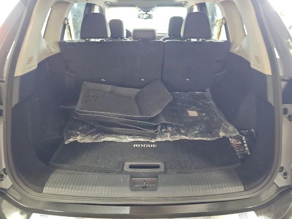 Used 2023 Nissan Rogue SL AWD/4WD image 16