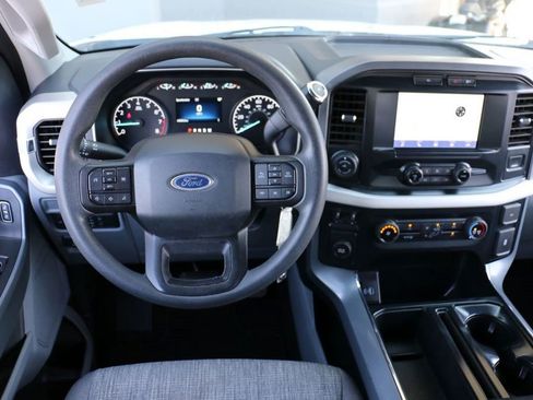 Used 2022 Ford F150 XLT w/ Trailer Tow Package image 19