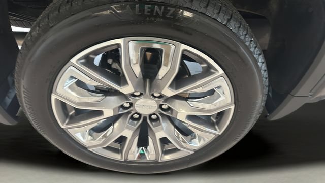 Used 2025 GMC Sierra 1500 Denali AWD/4WD image 22