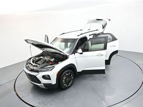Used 2023 Chevrolet TrailBlazer LT w/ Convenience Package image 37