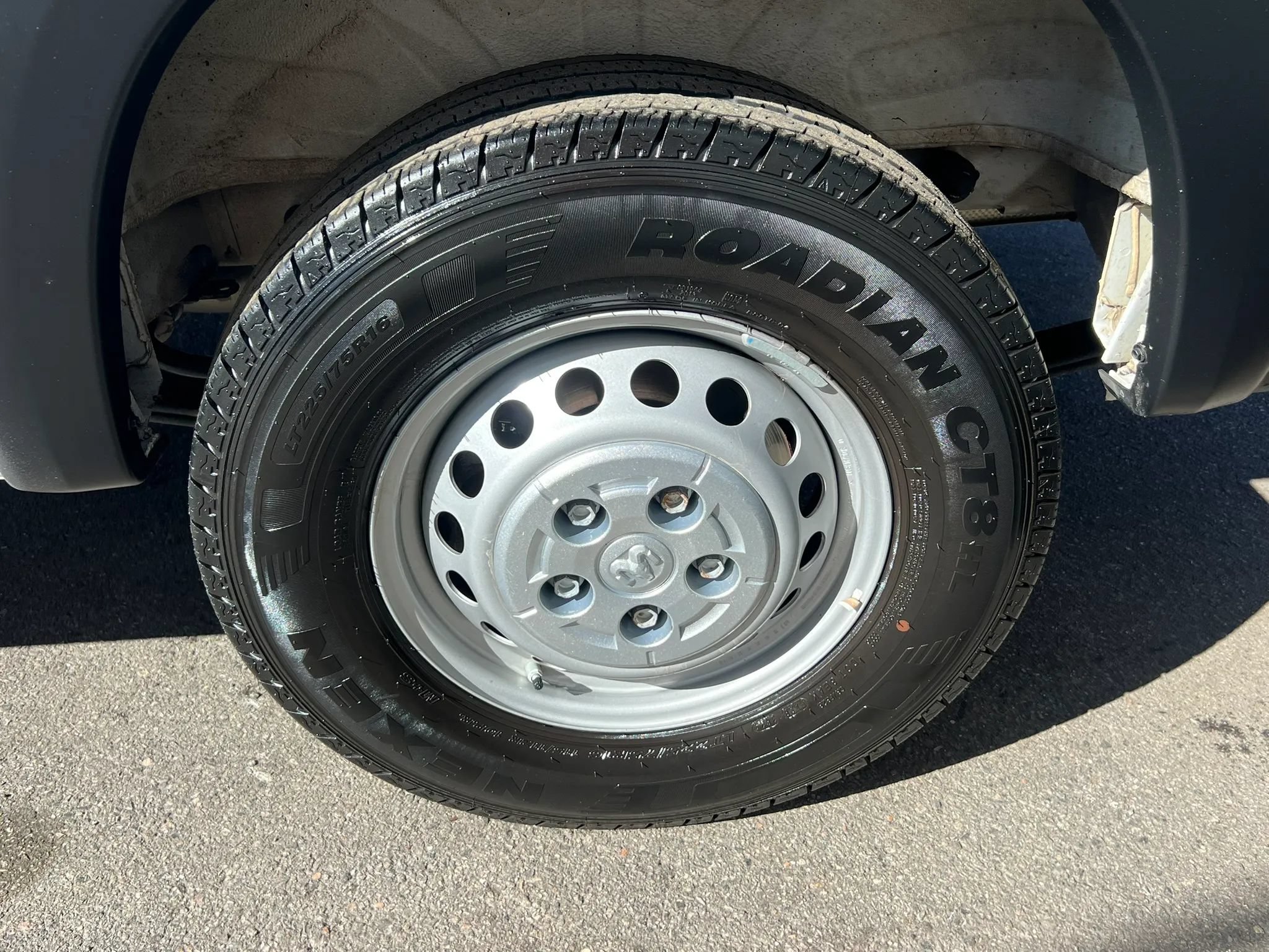 Used 2025 RAM ProMaster 3500 w/ Convenience Group FWD image 9