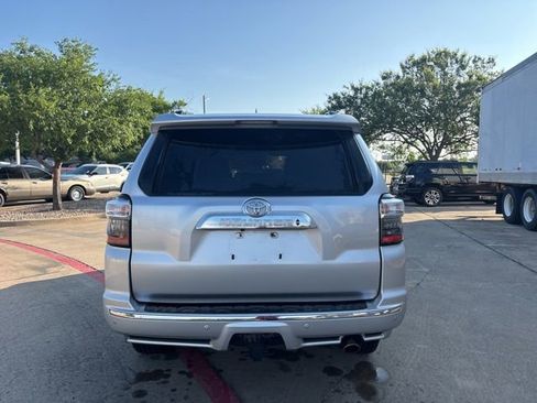 Used 2015 Toyota 4Runner Limited AWD/4WD image 6