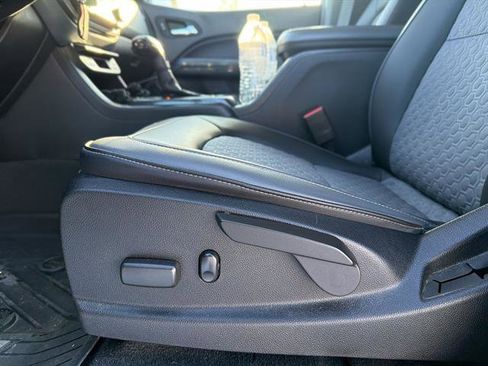 Used 2021 Chevrolet Colorado Z71 w/ Safety Package image 14
