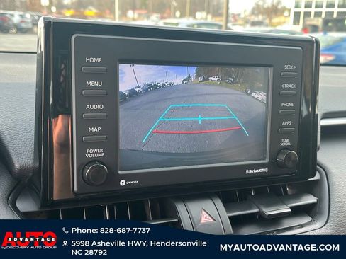 Used 2020 Toyota RAV4 LE image 15