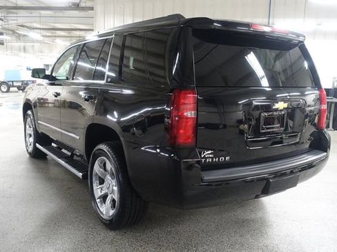 Used 2018 Chevrolet Tahoe LT w/ LT Signature Package AWD/4WD image 5