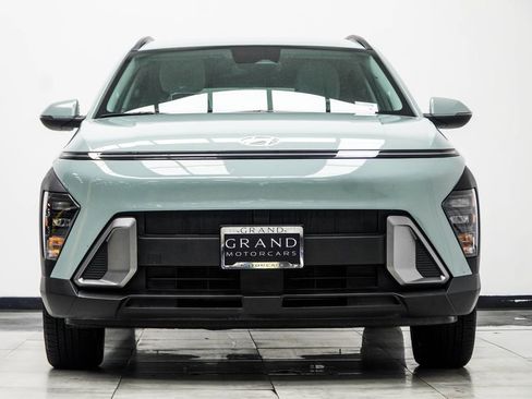 Used 2024 Hyundai Kona SEL AWD/4WD image 7