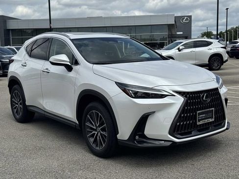 Certified 2025 Lexus NX 350 AWD w/ Accessory Package (2T) image 3