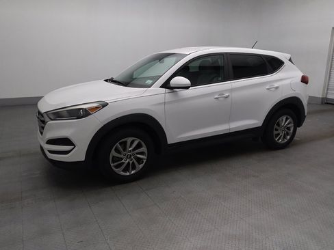 Used 2018 Hyundai Tucson SE FWD image 2