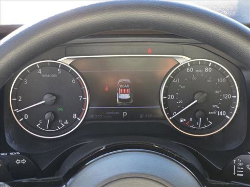 Used 2023 Nissan Rogue SV image 7