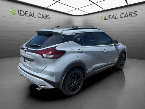 Used 2022 Nissan Kicks SR w/ Premium Package FWD image 5