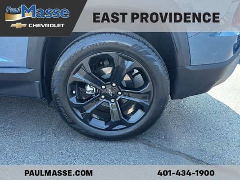 Certified 2026 Chevrolet Equinox LT w/ Midnight Edition AWD/4WD image 8