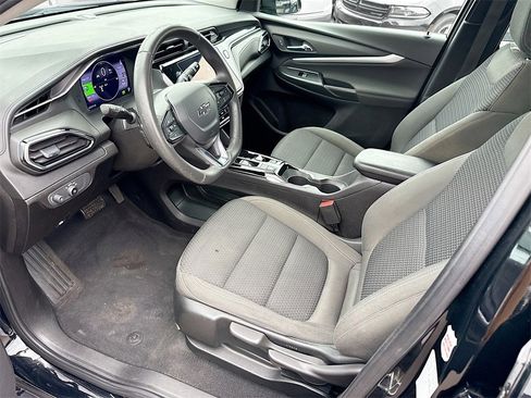 Used 2023 Chevrolet Bolt EUV LT image 25