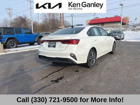 Certified 2024 Kia Forte LXS image 9