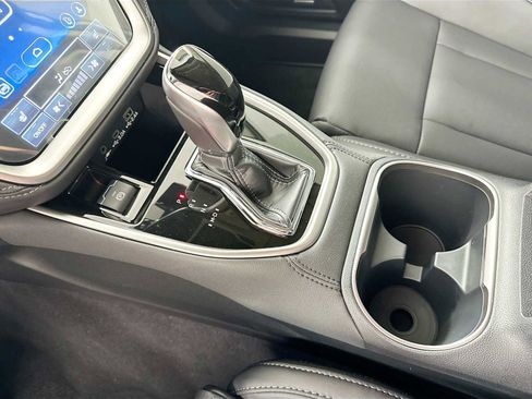 Certified 2025 Subaru Outback Limited w/ Popular Package #2 image 16