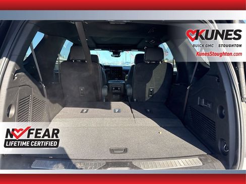 Used 2025 GMC Yukon AT4 w/ AT4 Premium Package image 38