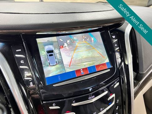 Used 2019 Cadillac Escalade Premium Luxury w/ Escalade Sport Edition AWD/4WD image 20