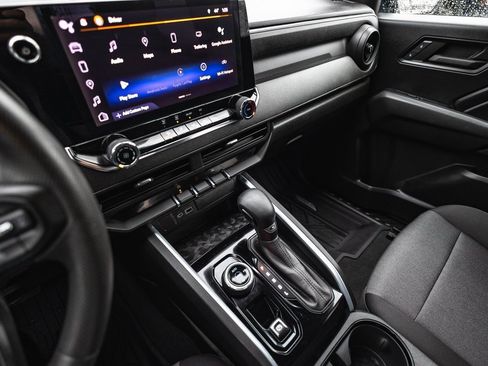 Used 2023 Chevrolet Colorado Trail Boss w/ Advanced Trailering Package image 23