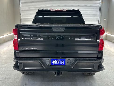 Used 2022 Chevrolet Silverado 1500 Custom AWD/4WD image 7