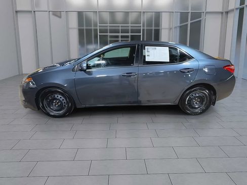 Used 2018 Toyota Corolla LE FWD image 5