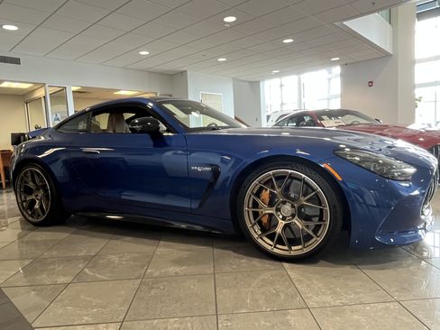 Used 2025 Mercedes-Benz AMG GT 63 S image 5