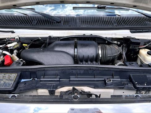 Used 2008 Ford E-350 and Econoline 350 XLT RWD image 29