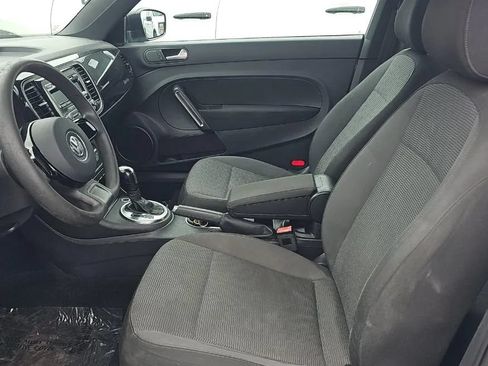 Used 2014 Volkswagen Beetle 1.8T FWD image 4