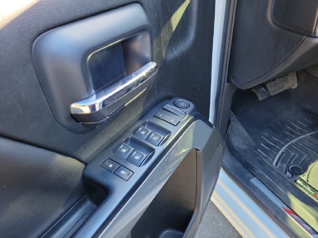 Used 2018 Chevrolet Silverado 1500 LT w/ All Star Edition AWD/4WD image 16