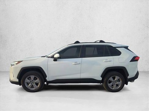 Used 2025 Toyota RAV4 XLE FWD image 6