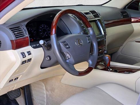 Used 2008 Lexus LS 460 RWD image 9