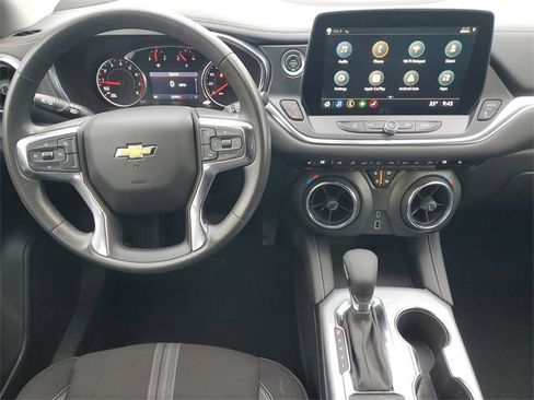 Certified 2024 Chevrolet Blazer LT image 11