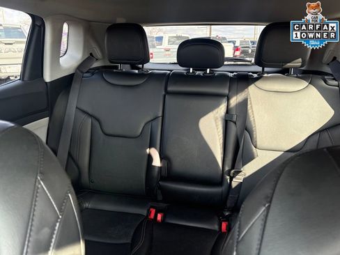 Certified 2022 Jeep Compass Limited image 25