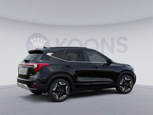 New 2025 Kia Seltos SX w/ SX Sunroof Package image 8