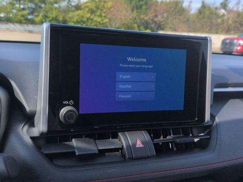 New 2025 Toyota RAV4 SE image 19