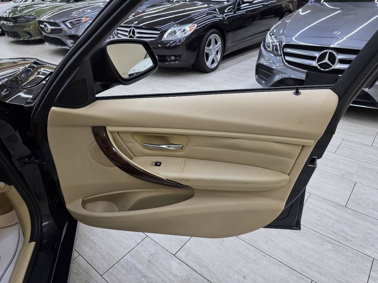Used 2013 BMW 328i Sedan RWD image 38