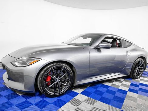 Used 2024 Nissan Z Performance w/ Floor Mat Package image 1
