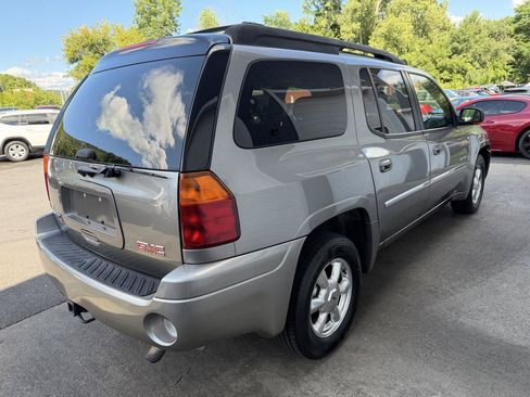 Used 2006 GMC Envoy XL SLT AWD/4WD image 4