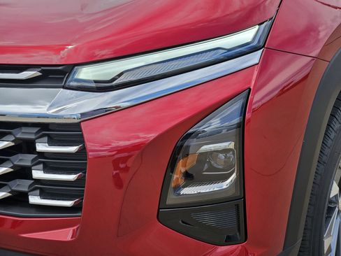 New 2026 Chevrolet Equinox LT FWD image 11