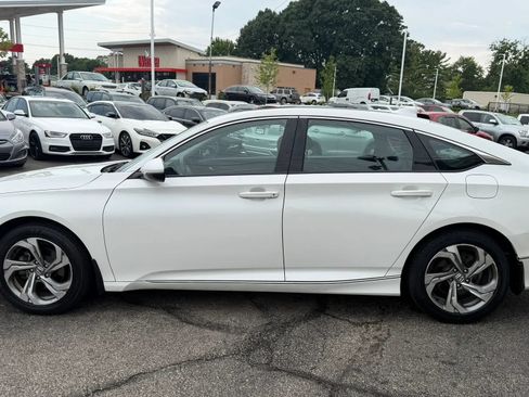 Used 2018 Honda Accord EX-L image 2