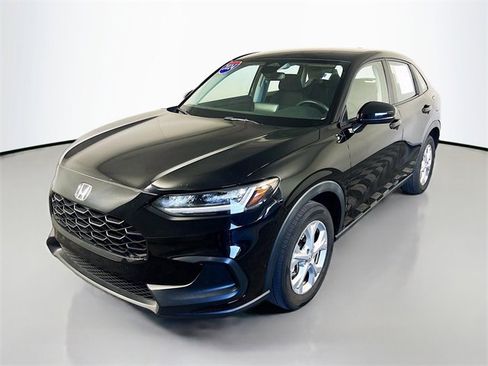 Used 2024 Honda HR-V LX image 3