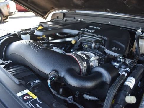 Used 2021 Jeep Gladiator Sport AWD/4WD image 32