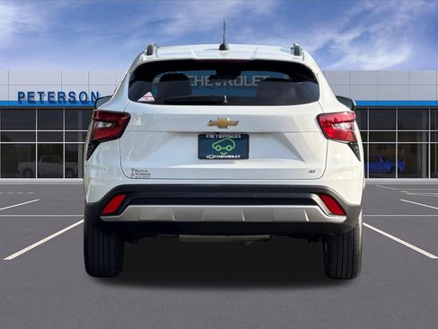 Used 2024 Chevrolet Trax LT FWD image 5