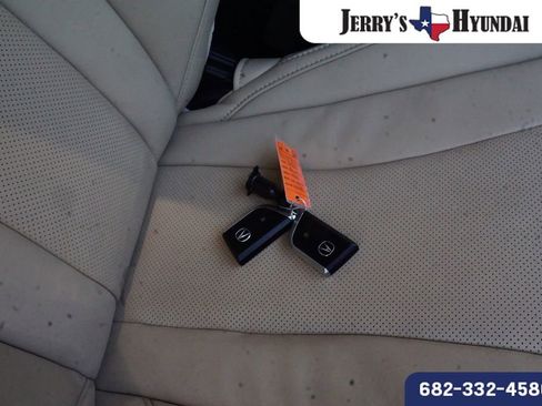 Used 2024 Acura MDX SH-AWD w/ Technology Package image 28