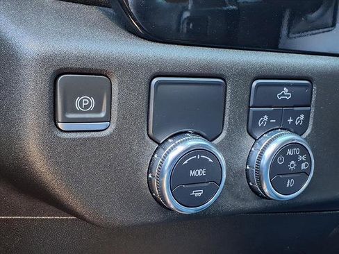 Certified 2023 GMC Sierra 1500 Elevation image 14