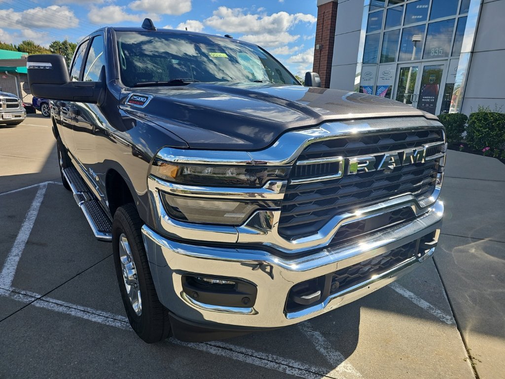 Certified 2026 RAM 2500 Big Horn AWD/4WD image 3