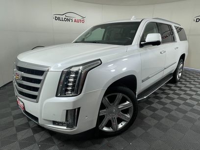 Used 2017 Cadillac Escalade ESV Luxury